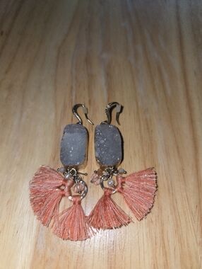 Boho Tassel Dangle Earrings Coral Pink Beaded Gold Tone Statement